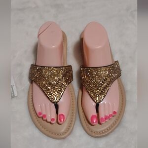 New condition sandal shoes for women size 9/10